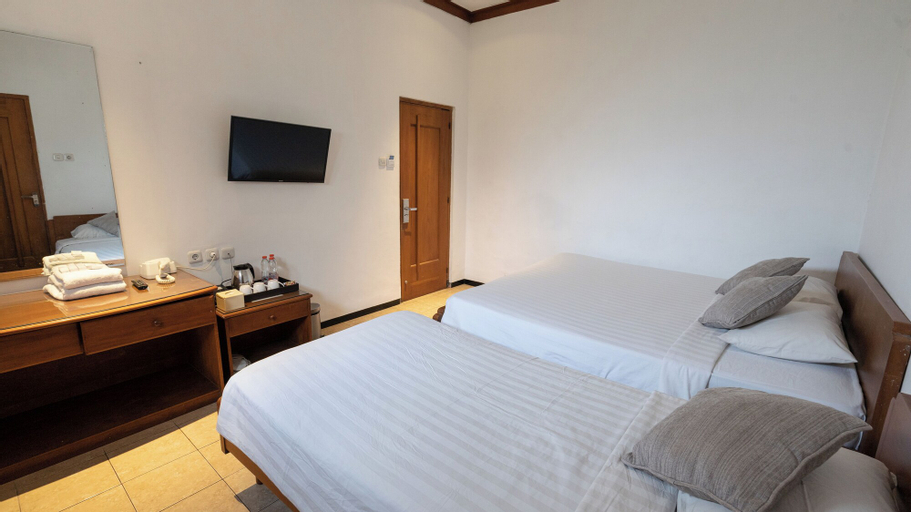 Bedroom 8