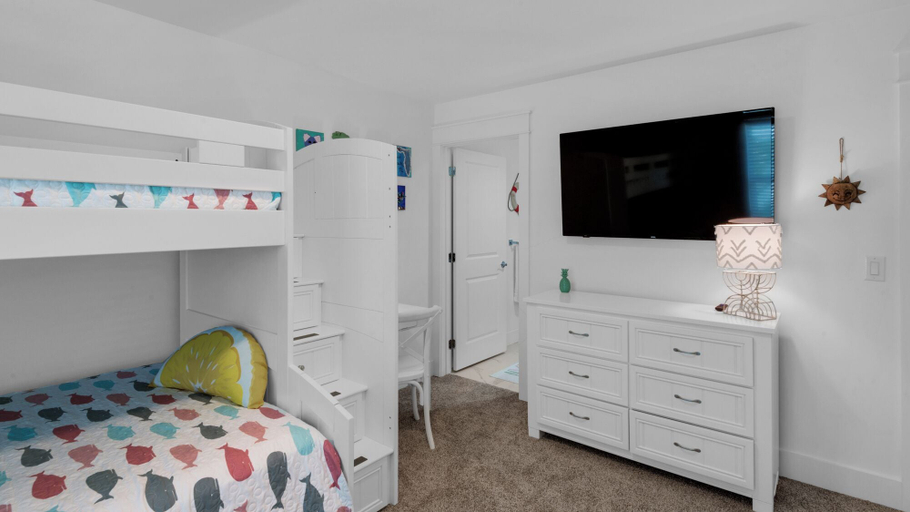 Bedroom 3, Minutes to Beach & Largest Public Beach Access, Modern New Build in Inlet, Walton