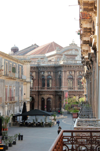 Others 5, Aitna B&B, Catania