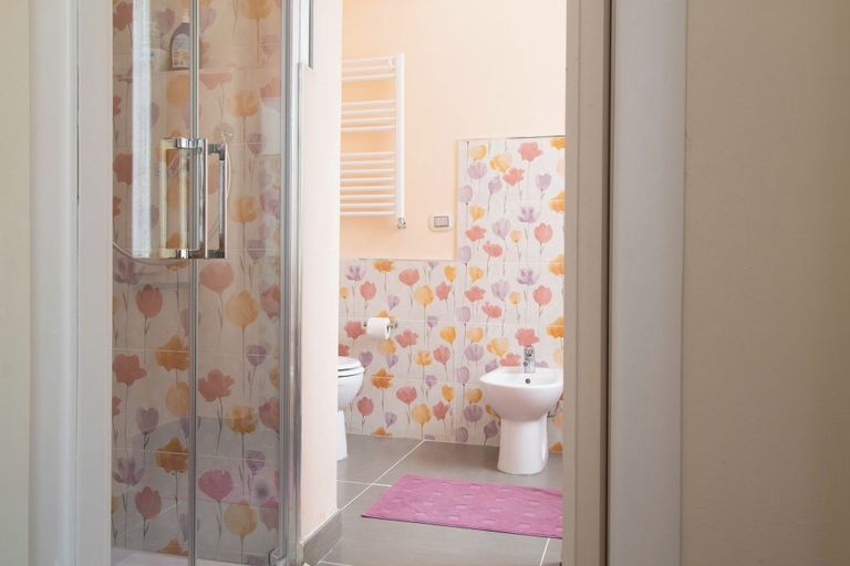 Bathroom 5, B&B Le Mura, Grosseto
