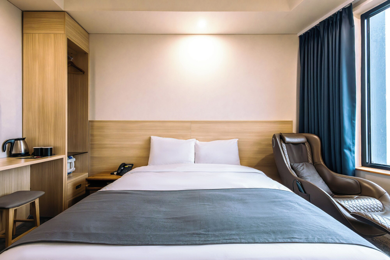 Bedroom 2, JK Blossom Hotel, Gangseo