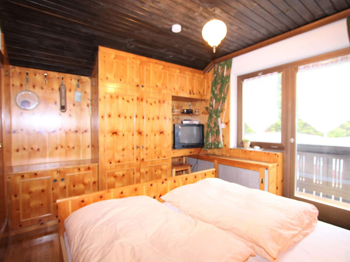 Bedroom 2, Holiday Home in Innerkrems in Carinthia With Sauna, Spittal an der Drau