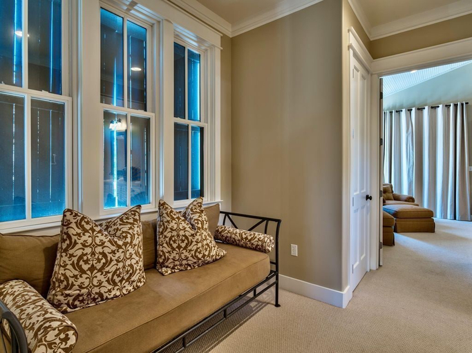 Others 5, Large Private Pool & Short Walk to Beach! Outdoor Tv!!, Walton