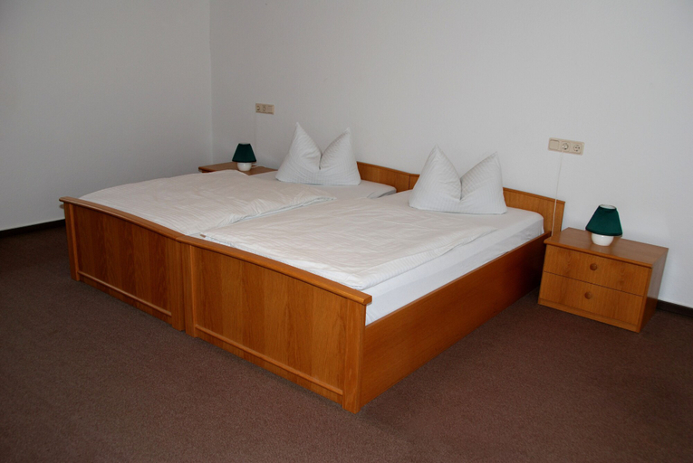 Bedroom 3, Landhaus, Burgenlandkreis