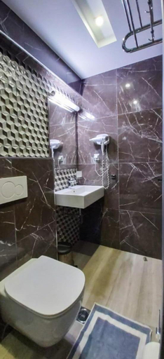 Bathroom 4, Riviera Olympus Gods, Central Macedonia