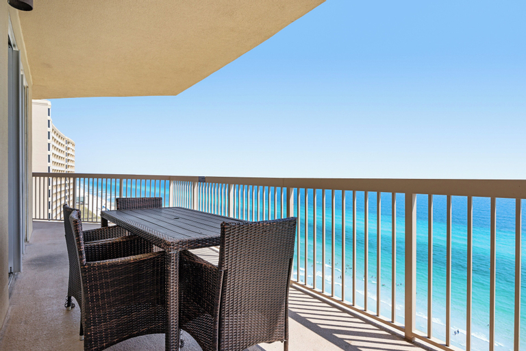 Spectacular End Unit With Amazing Views and Amenities, Bay