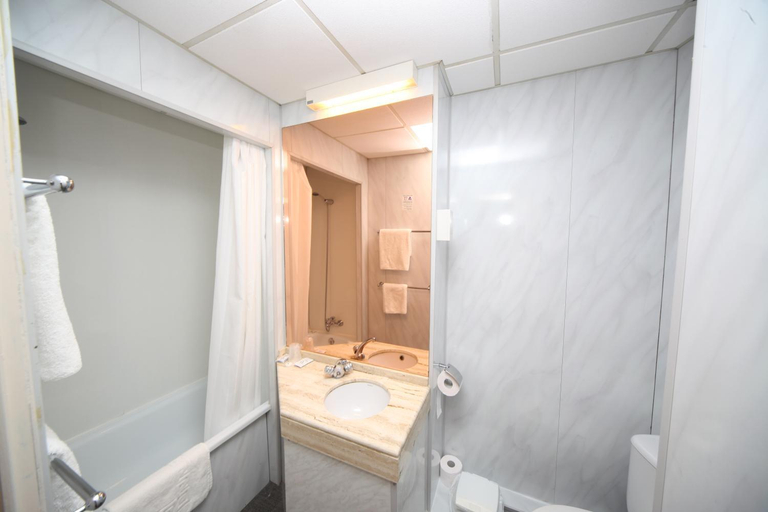 Bathroom 4, Bristol, Gibraltar