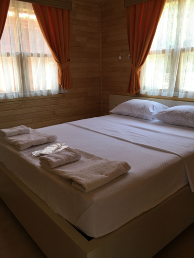 Bedroom 2, Villa Efsane Hotel, Kemer