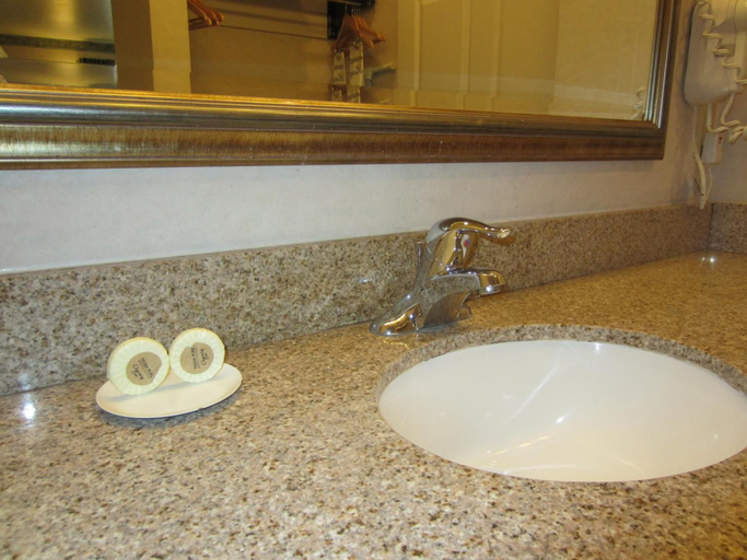 Bathroom 3, Old Town Inn, San Diego