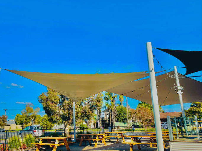 Food & Drinks 4, Lake Mulwala Hotel, Corowa