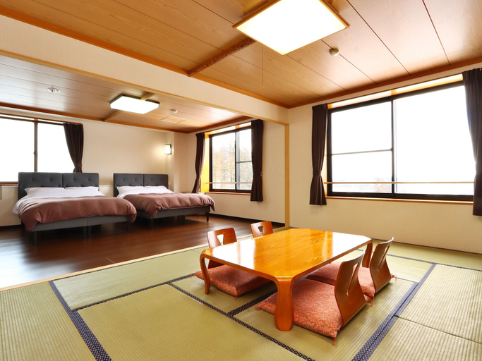 Bedroom 4, Hotel Omodaka, Yamanouchi