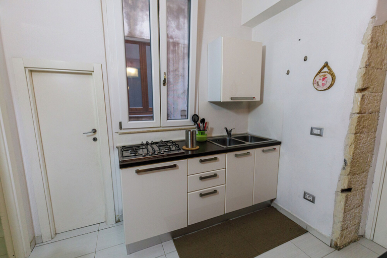 Others 4, Onlyrooms II - Old Town & Typical Food, Cagliari