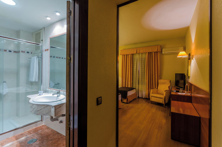 Bathroom 4, Zodiaco, Jaén