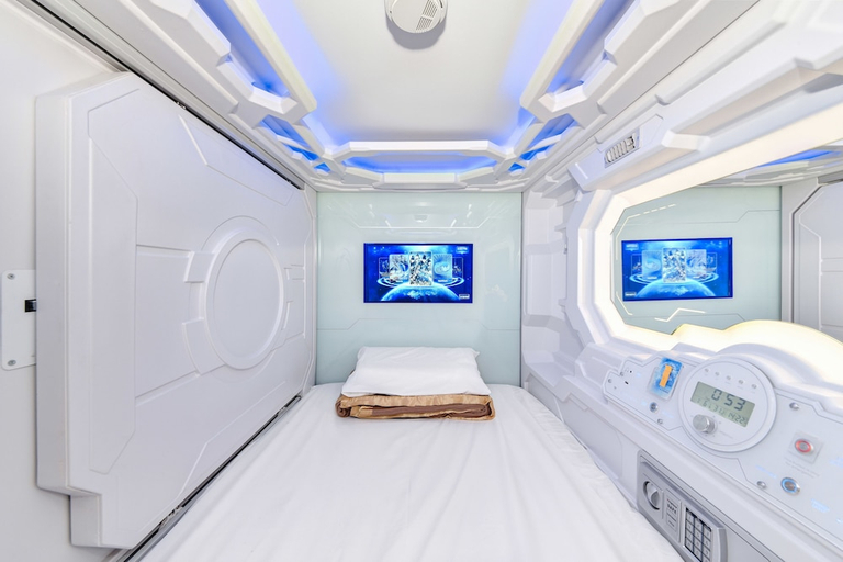 Bedroom 2, Space Q Capsule Hotel, Sydney