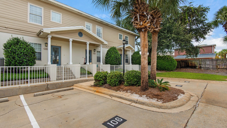 Exterior & Views 2, .2 Miles From Beach, Bright and Modern Townhome, 3bd, 3bth, Walton