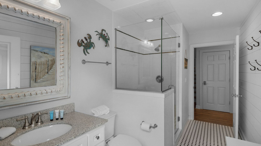 Bathroom 4, Classic Beach Home With Heated Private Pool - Sleeps 9, Walton