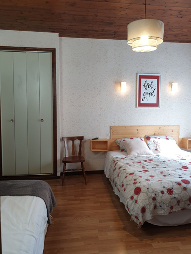 Bedroom 3, Aux Gorges du Dourdou, Aveyron