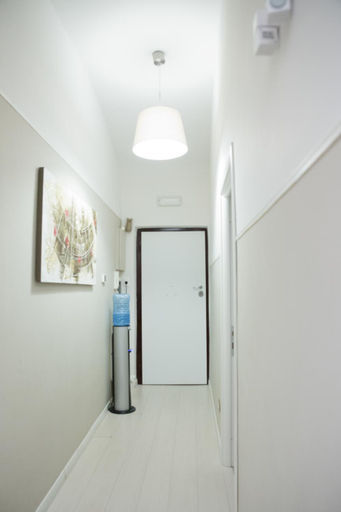 Others 5, B&B Piumith, Rome