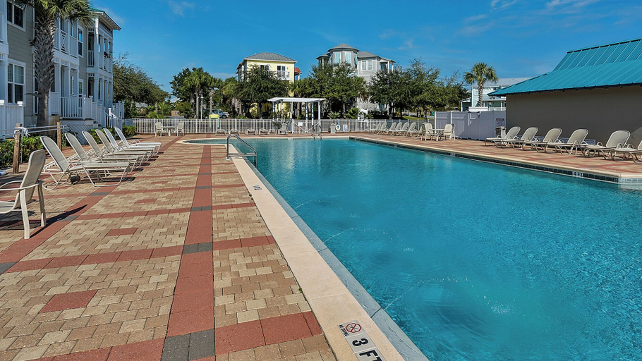 Sport & Beauty 4, Pool, Fitness Center & Central Location, Walton