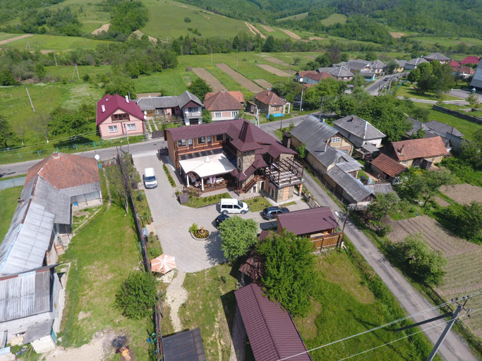 Others 3, Minihotel Zolotoe Runo, Svaliavs'kyi