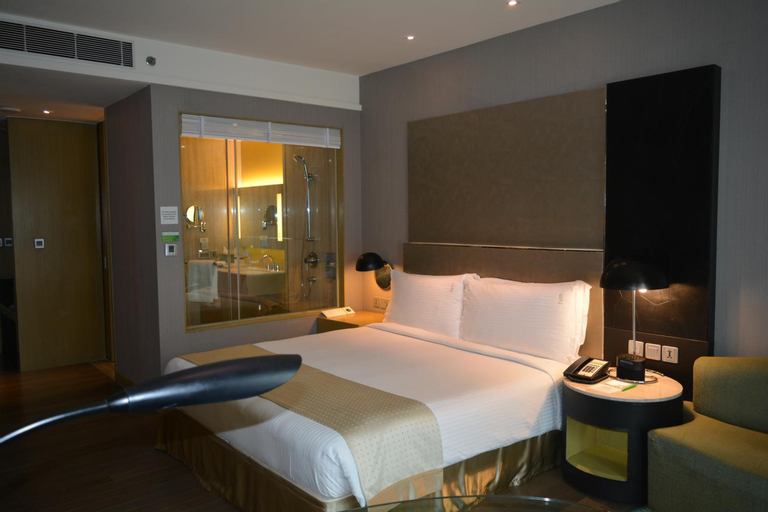 Bedroom 13