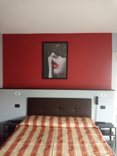 Bedroom 2, Hotel motel residence Gonzaga, Mendrisio