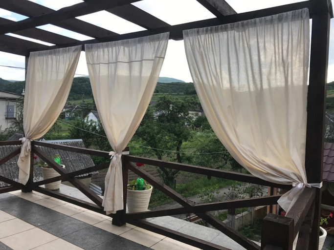 Others 5, Minihotel Zolotoe Runo, Svaliavs'kyi