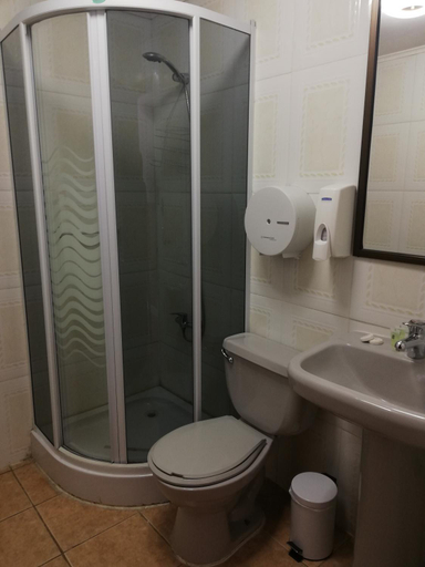 Bathroom 4, Agostini Hotel, Última Esperanza