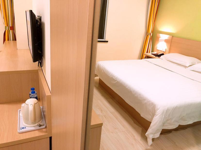 Bedroom 2, 7 Days Inn Hangzhou Wanda Plaza, Hangzhou