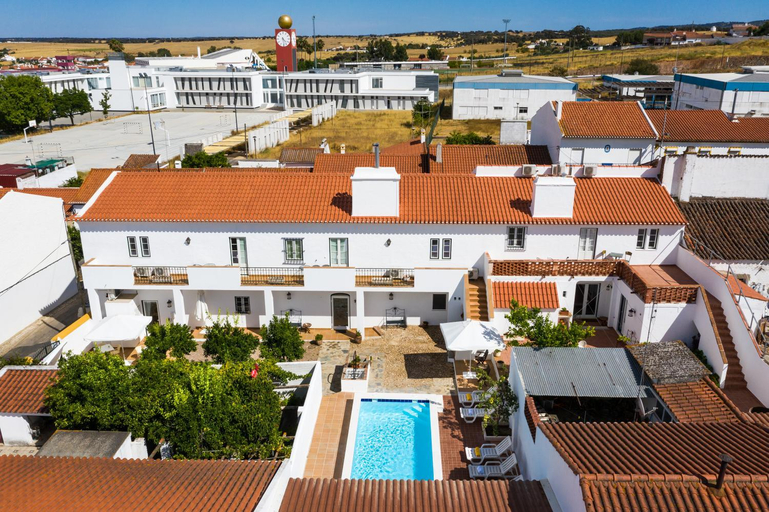 Others 4, Hospedaria da Roda, Sousel