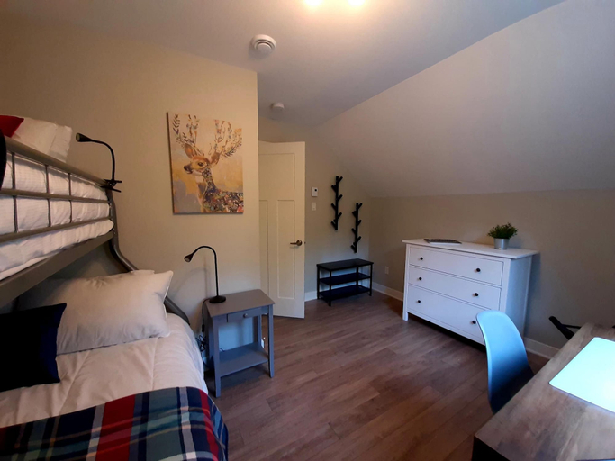 Room 5, Le M Sangeai Citq 300267, Les Laurentides