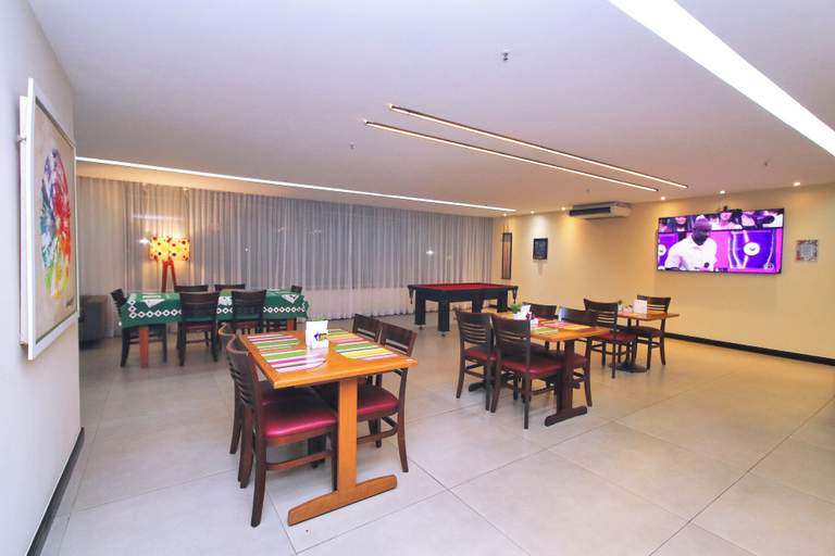 Food & Drinks 5, Rio Spot Copacabana Suites U053, Rio de Janeiro