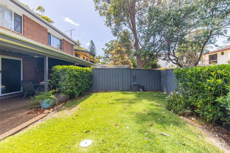 Others 2, 110 Catalina Close so close to the water, Port Stephens