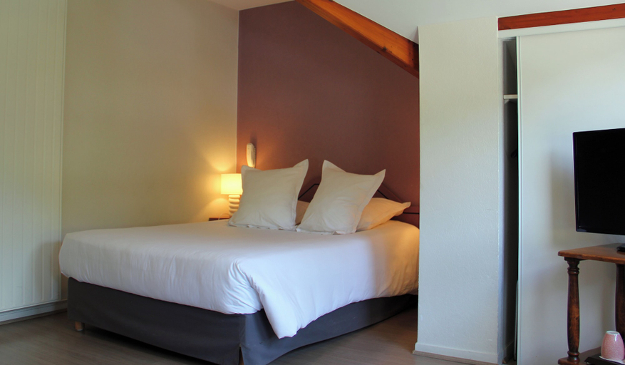 Bedroom 4, Hôtel Beau Rivage, Isère