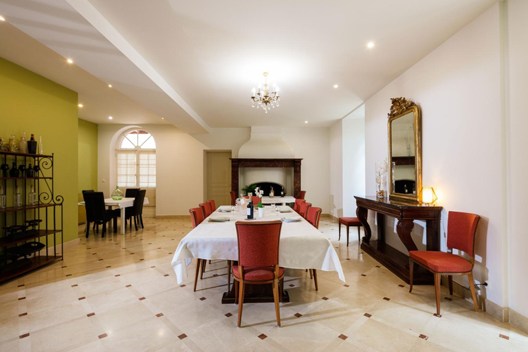 Others 5, Chateau Haut Gleon, Aude