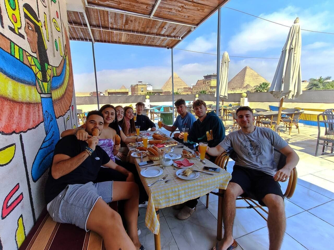 Food & Drinks 4, Supreme Pyramids view, Al-Ahram