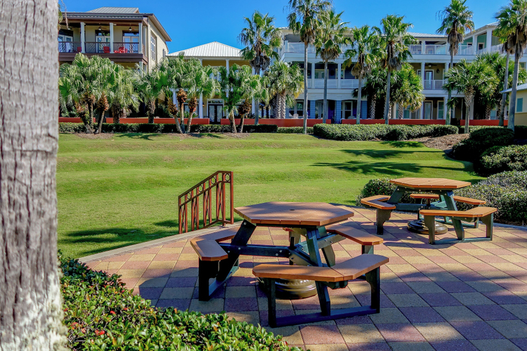 Exterior & Views 2, Seacrest & Pool Front! Private Access to Lagoon Pool, Walton