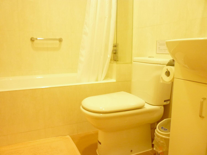 Others 4, Causeway Bay Inn (@Percival Street), Hong Kong Island
