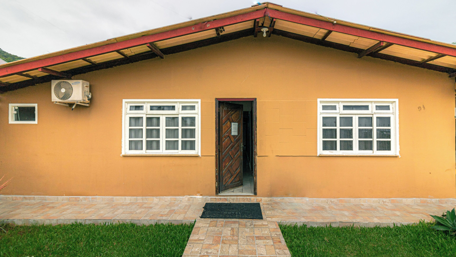 Exterior & Views, Suites 91, Penha