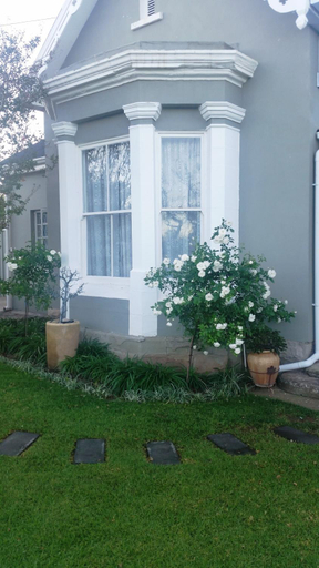 Exterior & Views, Tranquil House B&B @ 10 Berry St, Chris Hani