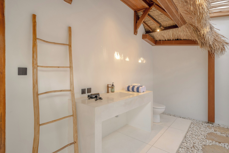 Bathroom 4, VillAmar, Badung