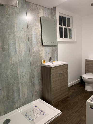 Bathroom 2, Castle Hotel, Wiltshire