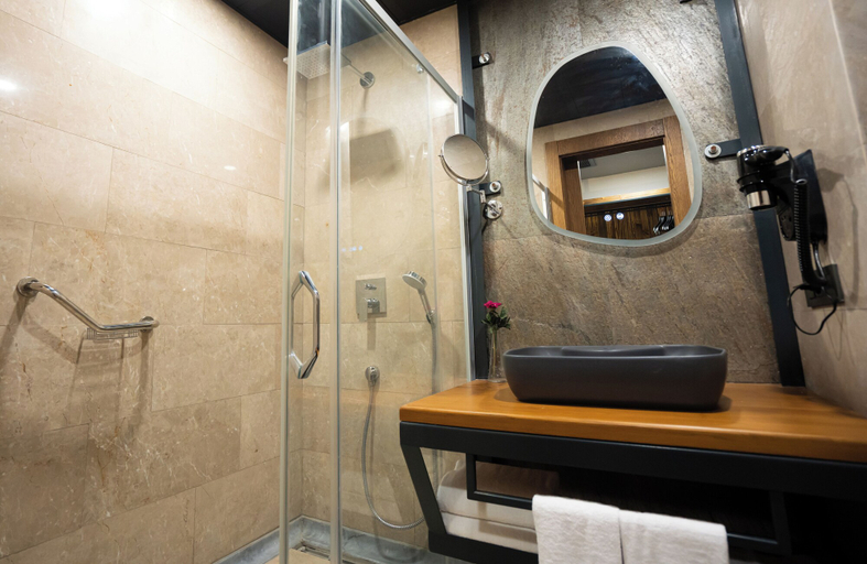 Bathroom, Rest & More by Dedeman Mersin Erdemli, Erdemli