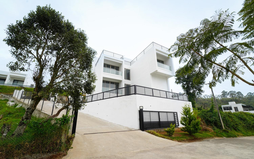 Exterior 9