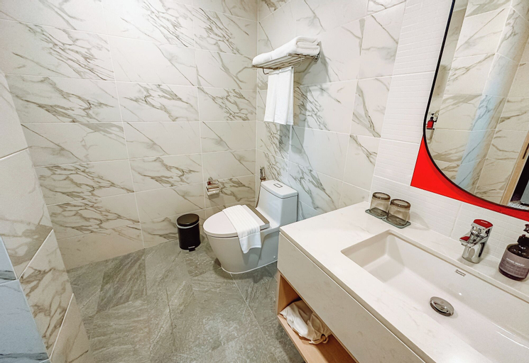 Bathroom 6