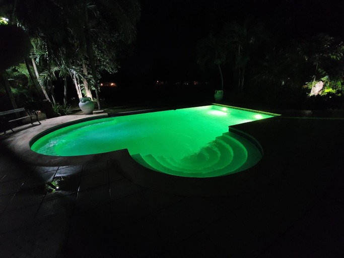 Others 2, Villa M-6 Metro Country Club, Guayacanes