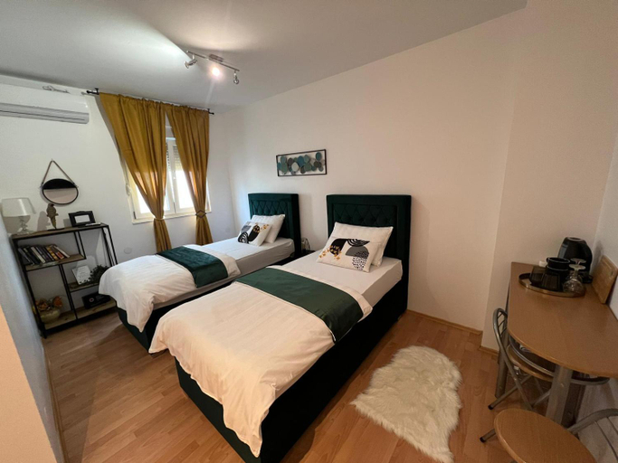 Others 4, Matic Apartments, Split