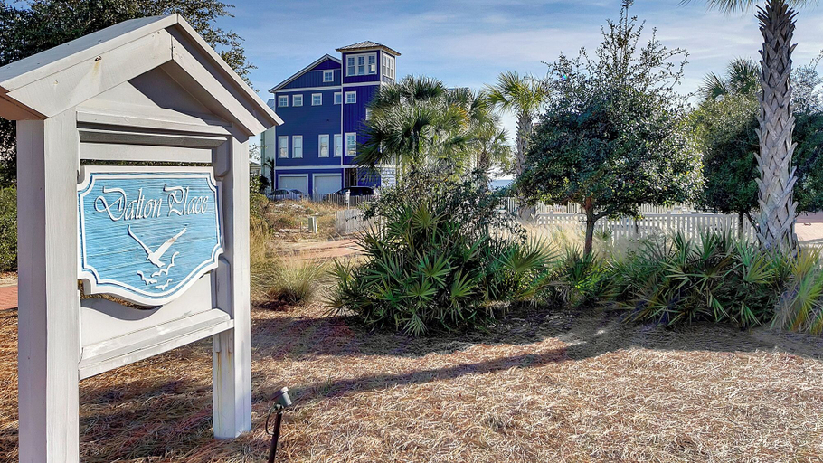Others 3, Dog-friendly Gulf Side Cottage & 6 Minutes to Beach + Community Pool & Bikes, Walton