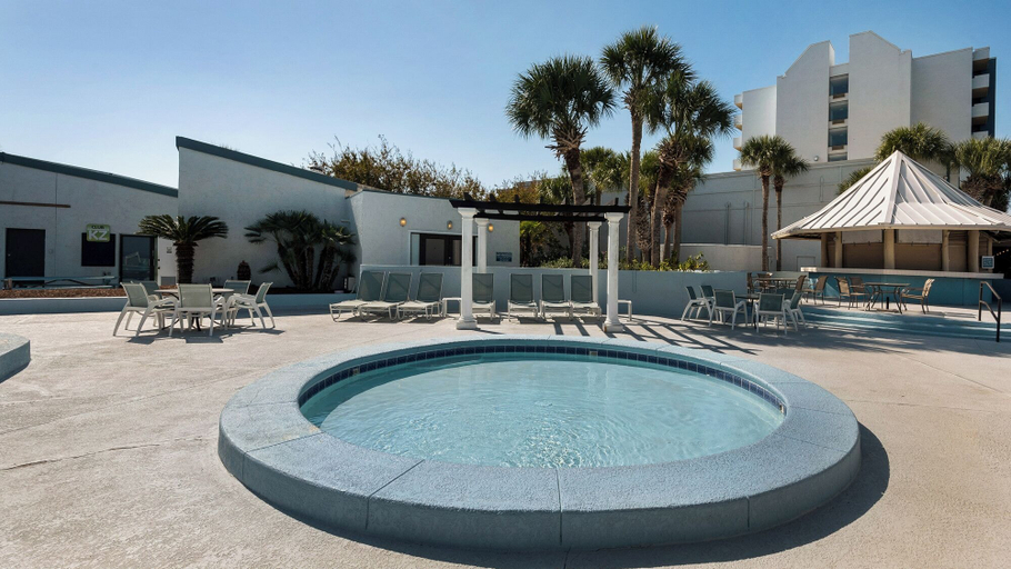 Exterior & Views 2, Ground-floor Studio at Sandestin Golf & Beach Resort: Sleeps 4, Walton