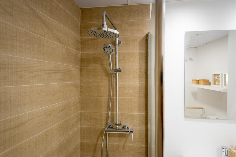 Bathroom 3, Santiago Premium Loft II, Málaga
